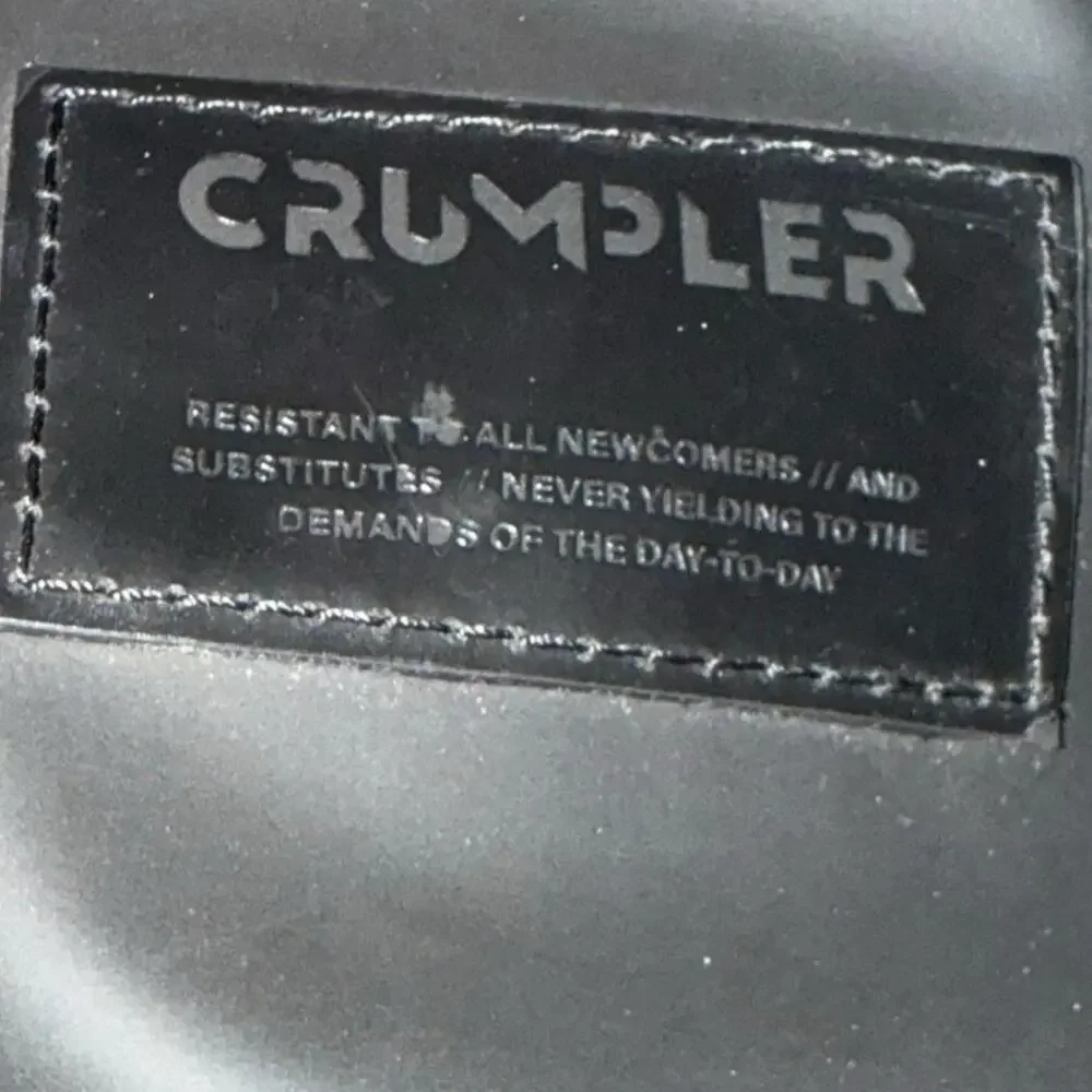 Crumpler backpack street